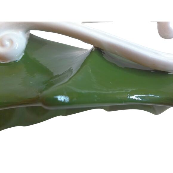 Vintage Ceramic Christmas Holly Leaf Sled Candy Dish Centerpiece - Picture 8 of 9